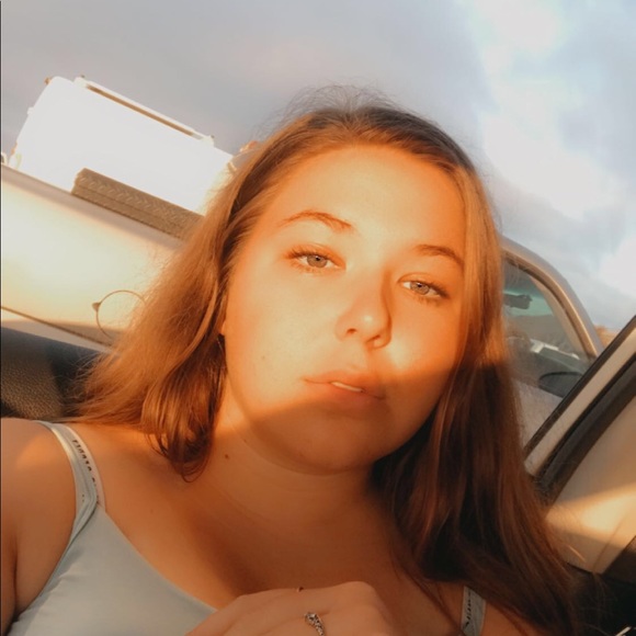 Meet your Posher, Casey - Picture 1 of 1